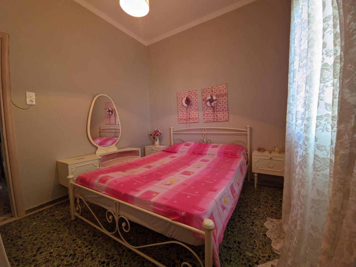 Μοντέρνα Εξοχική Κατοικία Στην Κωμη Komi  Dış mekan fotoğraf